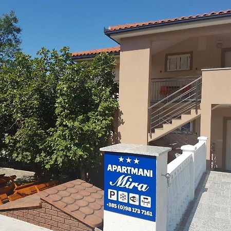 Apartmani Mira Klenovica Exteriör bild