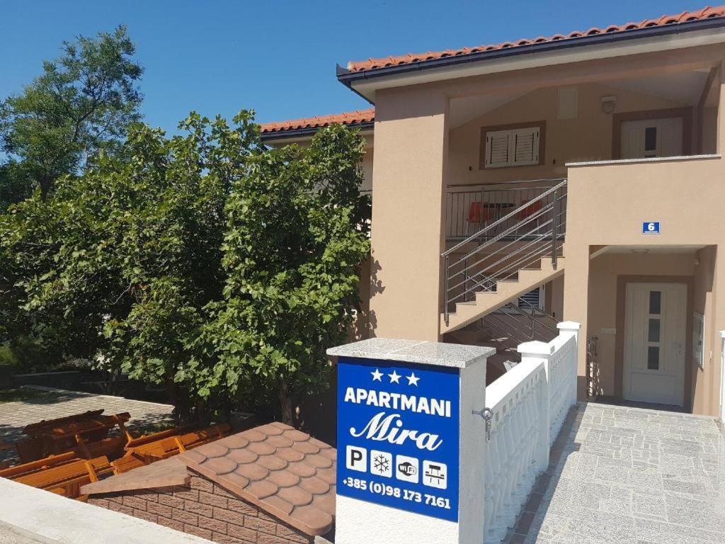 Apartmani Mira Klenovica Exteriör bild